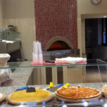 Pizzamania Dentro