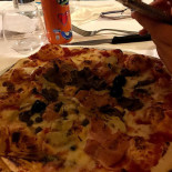 Pizzeria Pina food