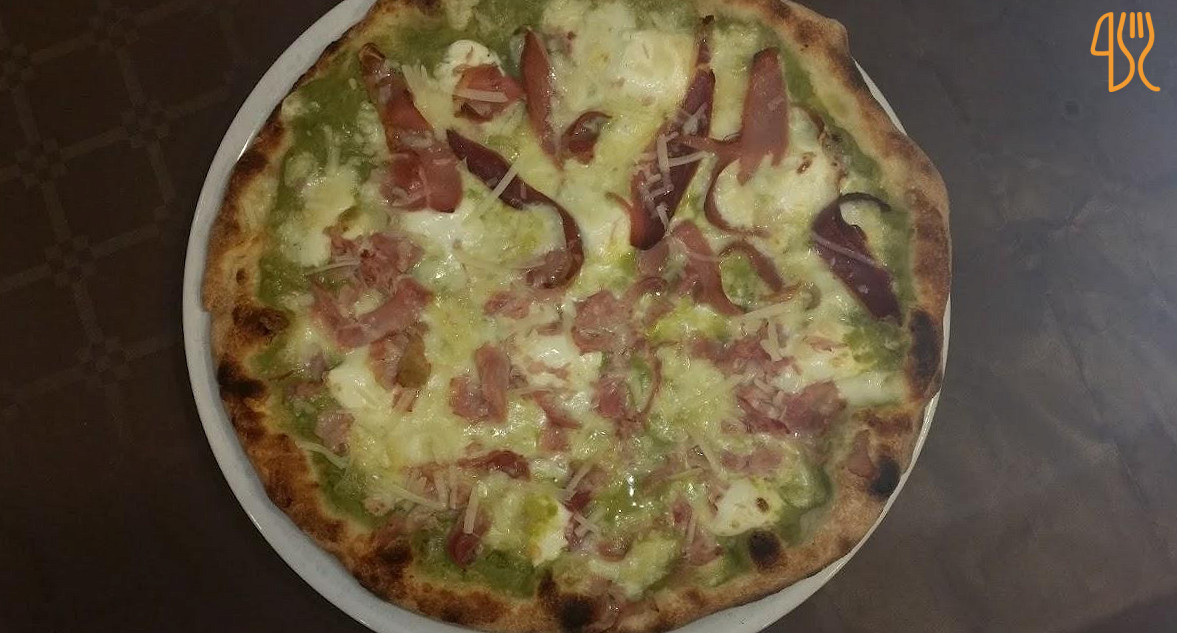 La Sorgente /pizzeria Comida