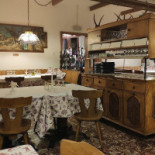 Bar Restaurant Olimpia inside