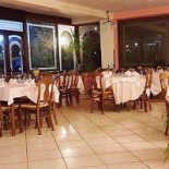Mistral Pizzeria Dentro