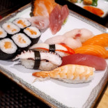 Sushi Sakura Nourriture