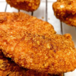 Mr. Hog Burger Ariano food