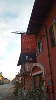 Trattoria Casa Ferrer outside