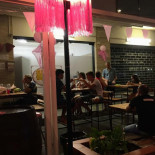 La Tigelleria inside