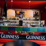 Open Pub À l'intérieur