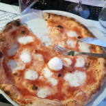 Gioli Nourriture