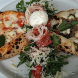 Da Momo Pizzeria Nourriture