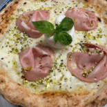 Da Momo Pizzeria Nourriture