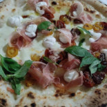 Da Momo Pizzeria Nourriture