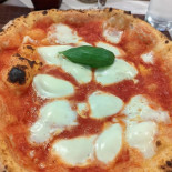 Da Momo Pizzeria Nourriture