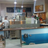 Pizzeria D'asporto Da Caruso inside