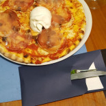 Pizzeria Novo food
