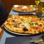 Pizzeria Novo food