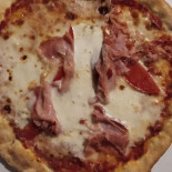 Ristopizza Al Cacciatore Comida