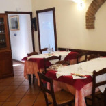 La Locanda inside