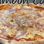 Pizzeria Della Pace food