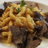 Villa Bisbini food