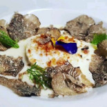Villa Bisbini food