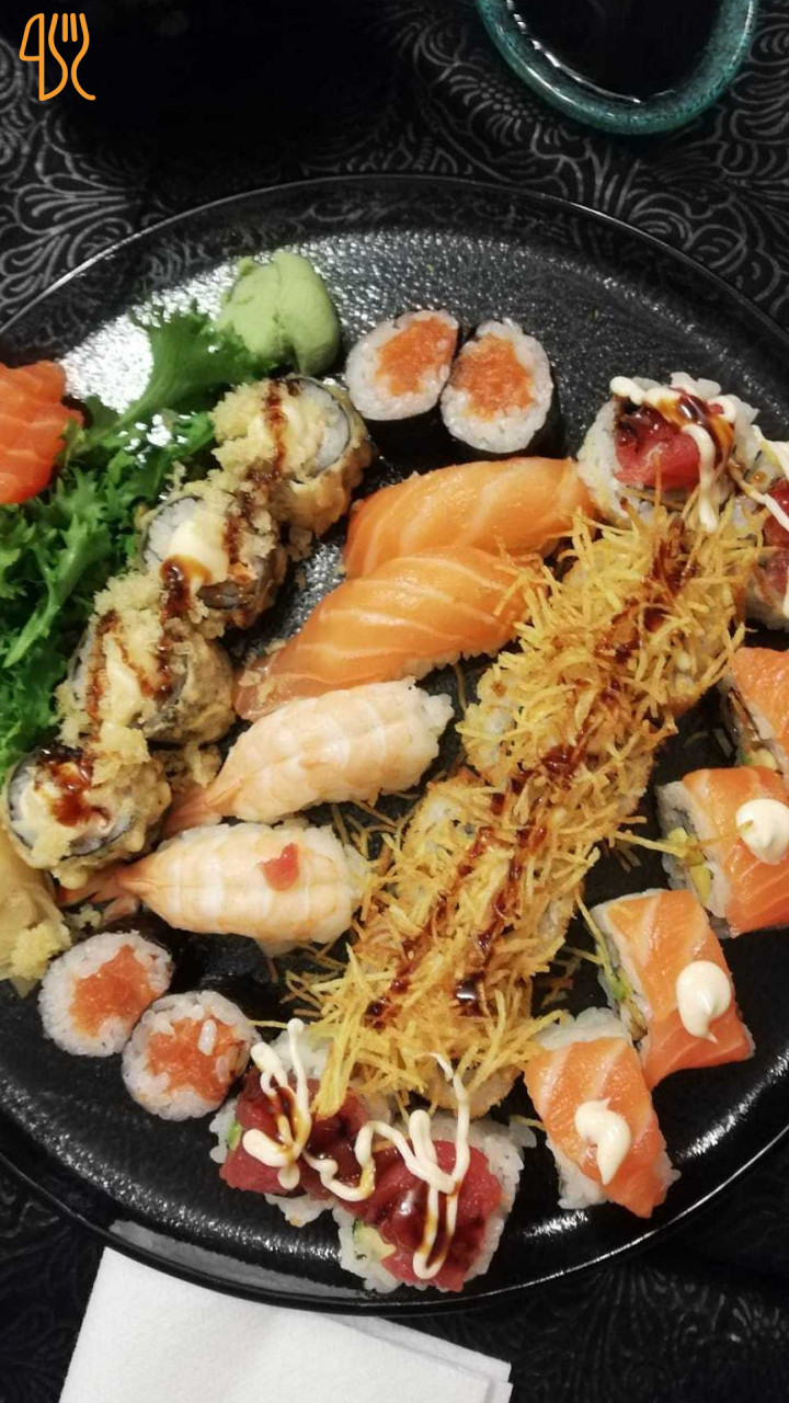 Jk Sushi Comida