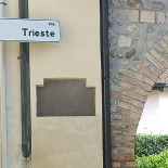 Hill Colle Exterior