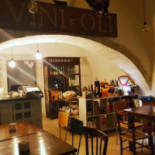 Mo Wine Dentro