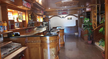 Taj Mahal Indiano inside