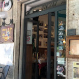 Trattoria Toscana outside