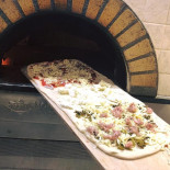 Pino's 2 Comida