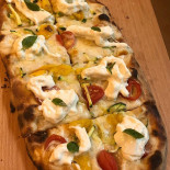 Il Basilico Brace E Pizza Forno A Legna food