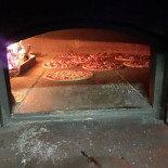 Pizzeria Abruzzese Exterior