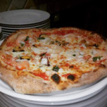 Stuzzi-pizza Robbio food