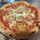 Stuzzi-pizza Robbio food