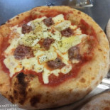 Stuzzi-pizza Robbio food