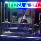 Pizza Sfizi Da Arcangelo À l'intérieur