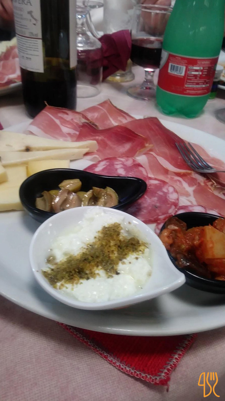 Antico Palazzo Trattoria, Macelleria E Lounge Comida