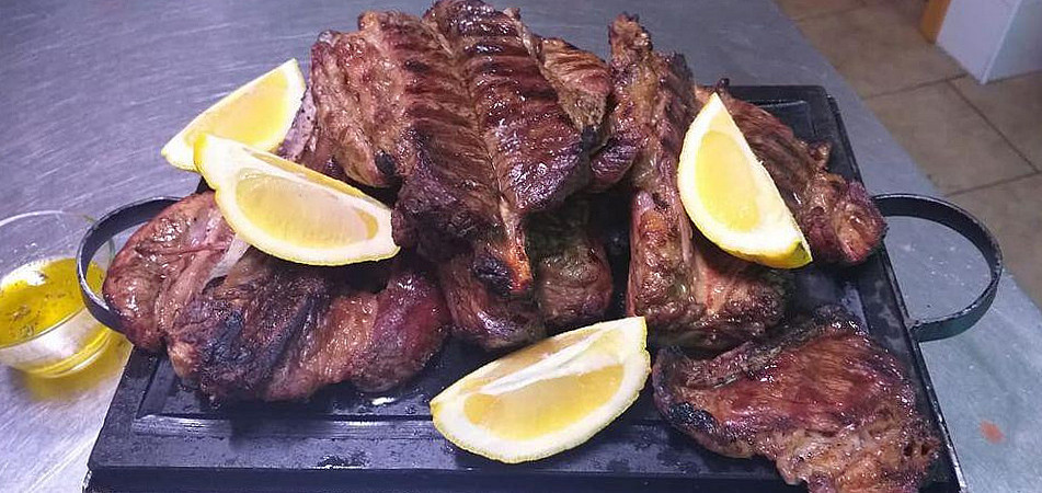 Antico Palazzo Trattoria, Macelleria E Lounge Comida