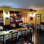 Bar Pizzeria Ristorante Rocco E I Suoi Fratelli Dentro
