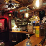 Winchester Saloon Dentro