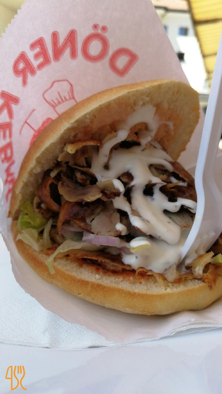 Pochi Ma Boni