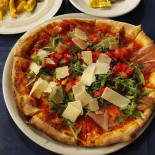 Gothic Pizzeria Nourriture