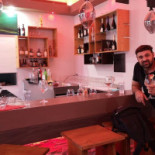 Tagè À l'intérieur
