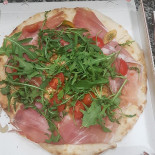 Pizzeria San Karas Comida