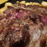 Brutus Pub Sarezzo Comida