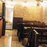 Sarrastri Panino Shop inside