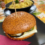 Reini's Bistro Comida