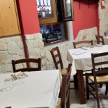 Pizzeria La Rustika À l'intérieur