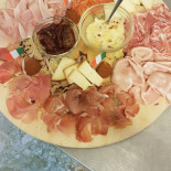 Casa Della Pizza Pizzeria A Sinagra food