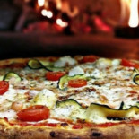 Mega Pizzeria Di Singh Hardev Nourriture