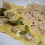 Petite Taverne Comida